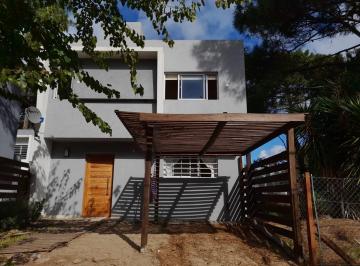 PH · 63m² · 3 Ambientes · PH en Venta - 2 Dorm. 1 Baño - Cochera - 70 m² - Aguas Verdes