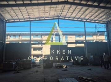 Bodega-Galpón · 1900m² · Nave en Alquiler en Moron