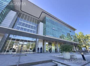 Oficina comercial · 82m² · 3 Ambientes · 1 Cochera · Oficina Venta Bureau Pilar Cochera