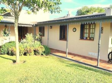 Casa · 316m² · 4 Ambientes · 2 Cocheras · Casa en Venta - 3 Dorm. 2 Baños - Cochera - 625 m² - General Belgrano
