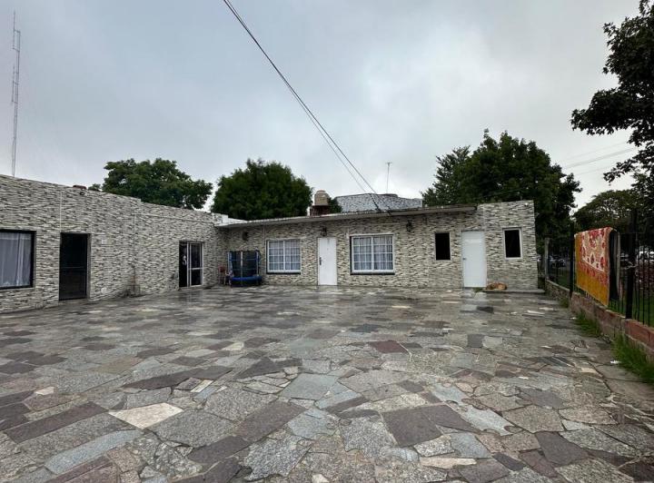 Casa en venta en Peralta Ramos Oeste · 4 ambientes