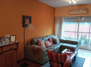 Departamento de 4 ambientes, Almagro · Con Muebles 3 Amb. C/depend. y Cochera