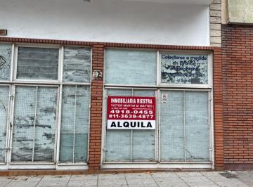 Local comercial de 2 ambientes, Pompeya · Local con Dependencias