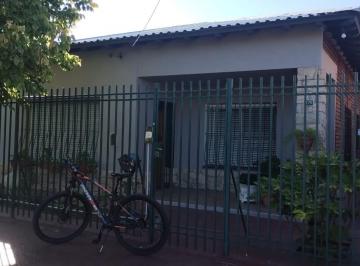 Casa de 8 ambientes, San Rafael · Vendo Casa en Barrio Sat o Belgrano de San Rafael