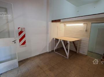 Local comercial · 17m² · 1 Ambiente · Local Entrepiso a 4/c de Av Maipu (Zona Comercial)