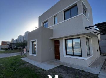 PH de 6 ambientes, Córdoba · Duplex en Alquiler - Docta