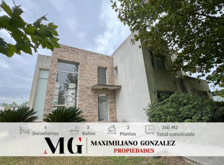 Casa · 240m² · 5 Ambientes · 1 Cochera