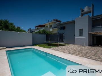 Casa · 200m² · 4 Dormitorios · 2 Cocheras · Casa - 4dorm - Nuevo Poeta Lugones - Apta Credito