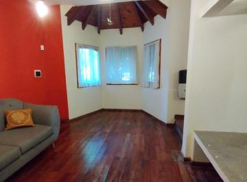 Casa · 251m² · 3 Dormitorios · 2 Cocheras · Casa en Parque Capital