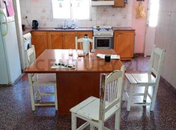 Casa · 200m² · 6 Ambientes · 1 Cochera · Venta Casa 5 Dorm. y Cochera - José León Suarez - Ptdo. San Martín