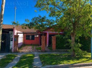 Frente · Casa de 3 Ambientes con Jardín y Parrilla - Barrio Coprovi, Escobar