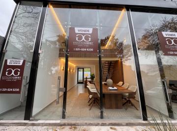 Local comercial · 94m² · 2 Ambientes · Alquiler de Local en City Bell de 95 m²
