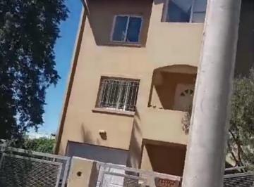 Casa de 5 ambientes, Villa Carlos Paz · Casa 5 Ambientes en Alquiler Anual B° Becciu