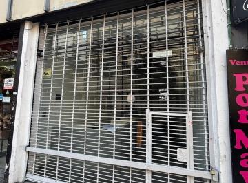 Local comercial · 30m² · Local de 30 m² Sin Expensas! Zona Universidades y Comercios! Lavalle 2092