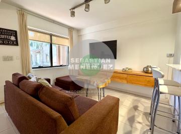 Casa · 200m² · 8 Ambientes · 2 Cocheras · Complejo con Seguridad - 4 Dorm - Apto Crédito - Calef. Central - Casa Arguello Venta