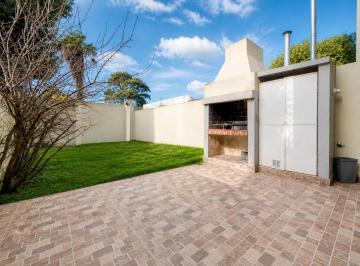 PH · 150m² · 4 Ambientes · 2 Cocheras · Casa - P. Luro