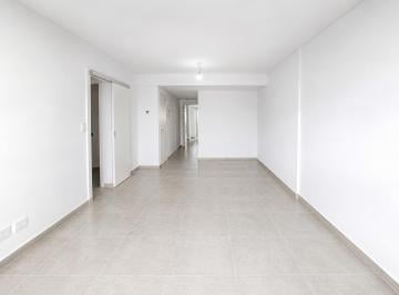 Departamento · 112m² · 4 Ambientes · 1 Cochera · Departamento en Martin