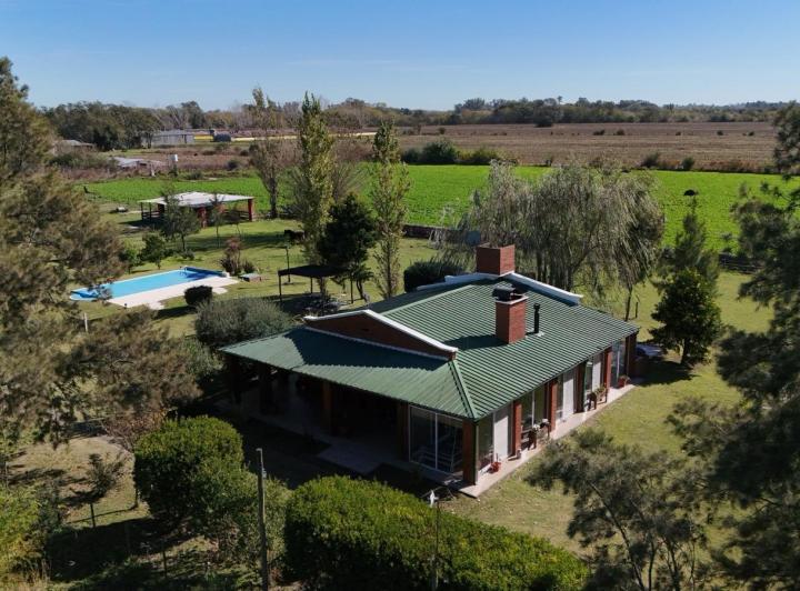 Campo · 140m² · 4 Ambientes