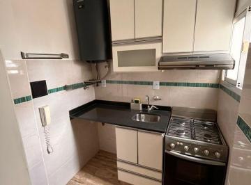 Departamento de 2 ambientes, Caballito · 2 Amb Bertres 400 4° Lateral Luminoso Impecable Split