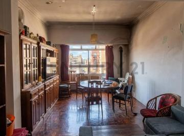 Departamento · 127m² · 4 Ambientes · Venta Departamento 4 Amb + Dependencia - Luminoso y Silencioso en Balvanera