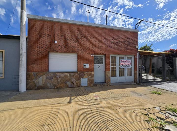 Casa · 130m² · 2 Dormitorios