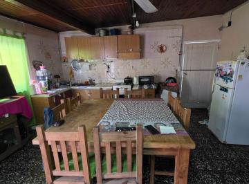 Casa · 117m² · 3 Dormitorios · 3 Cocheras · Casa con Departamento en Venta - Apta a Credito