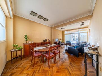 Departamento · 121m² · 6 Ambientes · Departamento de 3 Dorm. en Venta