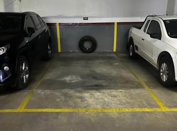 Garage , Recoleta · Excelente Cochera Fija en Recoleta con Seguridad 24 Hs