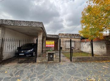PH de 4 ambientes, Merlo · Venta de Casa PH Al Frente en Merlo Norte (A 10 Cuadras de Av Ricardo Balbin)