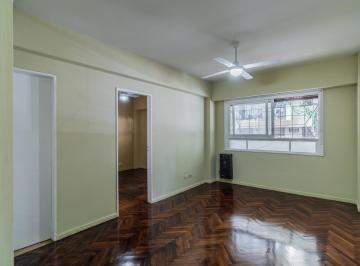 Departamento · 50m² · 2 Ambientes · Departamento 2 Ambientes Amplio con Patio en Almagro Para La Venta Apto Profesional