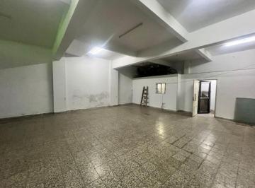 Local comercial de 1 ambiente, Parque Chacabuco · Local Comercial de 90 m² en Alquiler en Parque Chacabuco