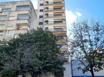 Departamento · 64m² · 3 Ambientes · 1 Cochera · Departamento 2 Dorm., Balcón y Cochera en Casco La Plata