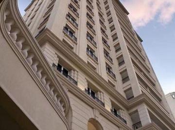Departamento · 250m² · 4 Ambientes · 2 Cocheras · Departamento en Av Presidente Figueroa Alcorta 3000