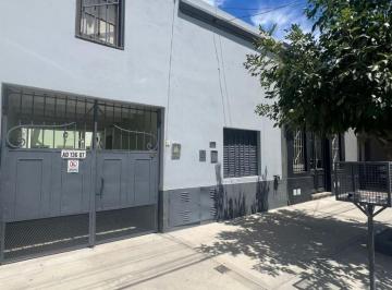 Casa · 180m² · 3 Dormitorios · 1 Cochera · Casa en Villa Regina