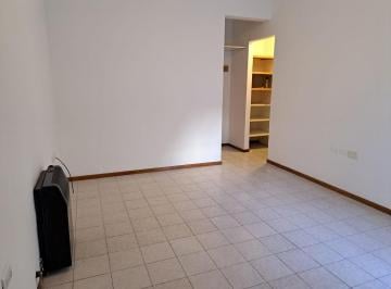Departamento · 34m² · 2 Ambientes · Departamento de un Dormitorio en Calle 43 E/ 9 y 10