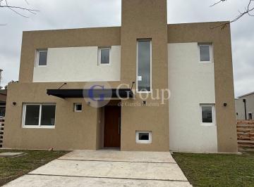Casa · 145m² · 5 Ambientes · 1 Cochera · Casa a Estrenar en Venta en San Pablo, Pilar