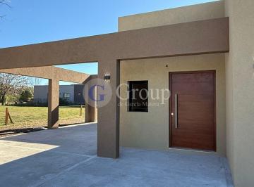 Casa · 138m² · 4 Ambientes · 1 Cochera · Casa en Venta en Los Alcanfores, Pilar