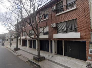 Casa · 135m² · 4 Ambientes · 2 Cocheras · Casa Dúplex en Venta en Coghlan, Capital Federal, Buenos Aires