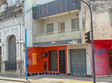Casa · 230m² · 5 Ambientes · 1 Cochera · Oportunidad Única en Microcentro: Propiedad Mixta con Gran Potencial Comercial