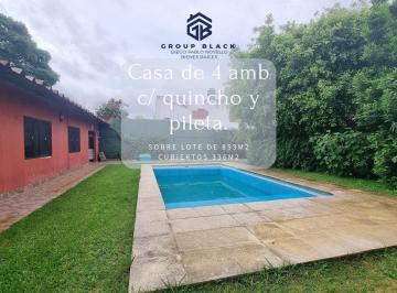 Casa · 336m² · 4 Ambientes · 2 Cocheras · Casa 4 Amb, Cocheras, Quincho, Pileta, Lote de 853 m²
