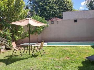 Casa · 260m² · 5 Ambientes · 1 Cochera · Casa en Venta en Villa Devoto, Capital Federal, Buenos Aires