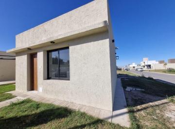 Casa de 2 ambientes, Córdoba · Venta Casa 2 Dorm 153 m² Terr - 70 m² Cub - Docta Av