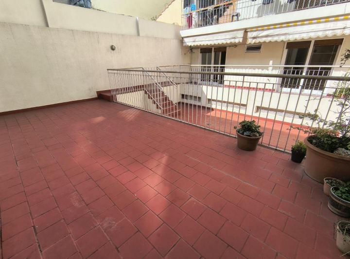 Hermoso Depto con Gran Patio Al Contrafrente