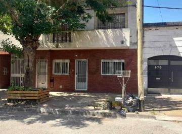 PH · 61m² · 2 Dormitorios · 1 Cochera · PH en Venta