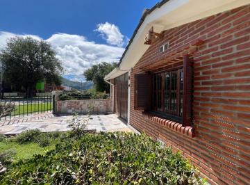 Casa · 116m² · 3 Ambientes · 1 Cochera · Se Vende Casa Dos Dorm en La Falda B° Santa Rosa