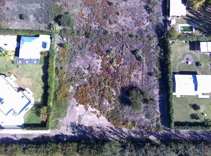 Terreno · 2000m²