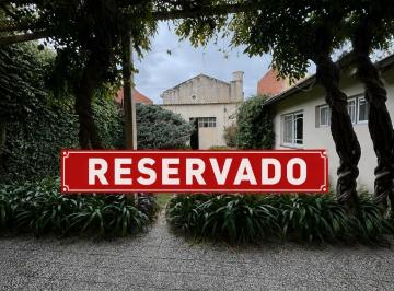 Casa · 328m² · 3 Ambientes · Propiedad Reservada