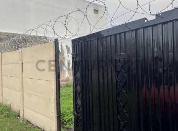 Casa · 140m² · 3 Ambientes · 1 Cochera · Venta de Casa en Claypole a Terminar