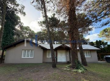 DEI-DEI-2096_2 · Casa 3 Dorm. en Venta en Pinamar Zona Norte