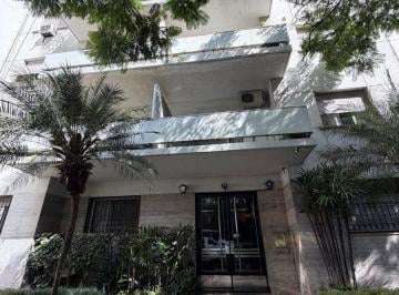 Departamento · 96m² · 3 Ambientes · 1 Cochera · Venta Depto 3 Amb Belgrano Apto Credito C/cochera